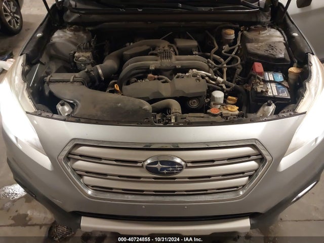 Subaru Outback 2.5i Limited 2015 4S4BSBJC8F3242819 Image 10