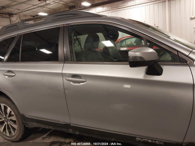 Subaru Outback 2.5i Limited 2015 4S4BSBJC8F3242819 Image 13