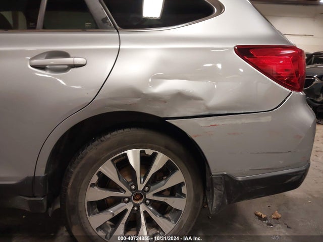 Subaru Outback 2.5i Limited 2015 4S4BSBJC8F3242819 Image 17