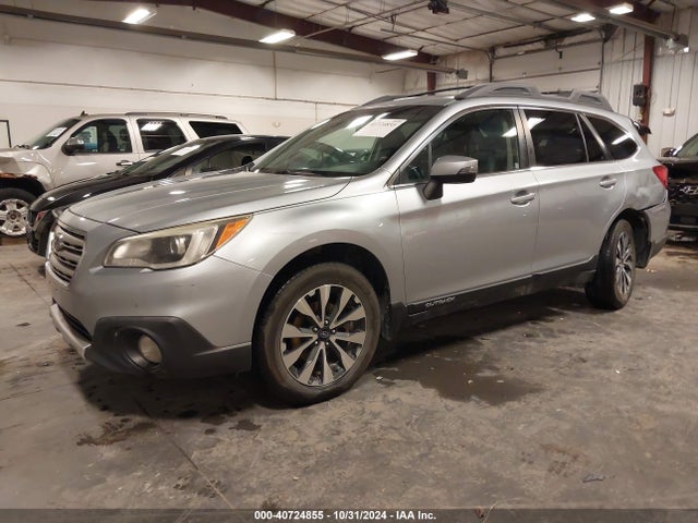 Subaru Outback 2.5i Limited 2015 4S4BSBJC8F3242819 Image 2