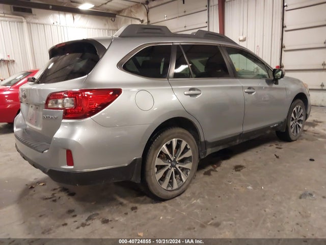Subaru Outback 2.5i Limited 2015 4S4BSBJC8F3242819 Image 4
