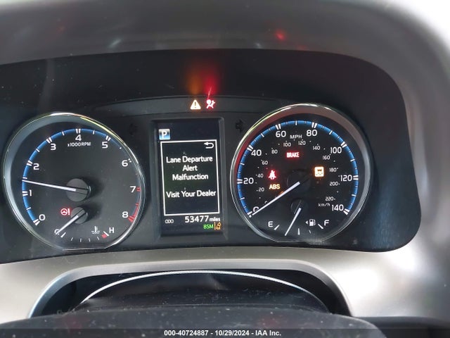 Toyota Rav4 Limited 2018 JTMDFREV7JD255408 Image 15