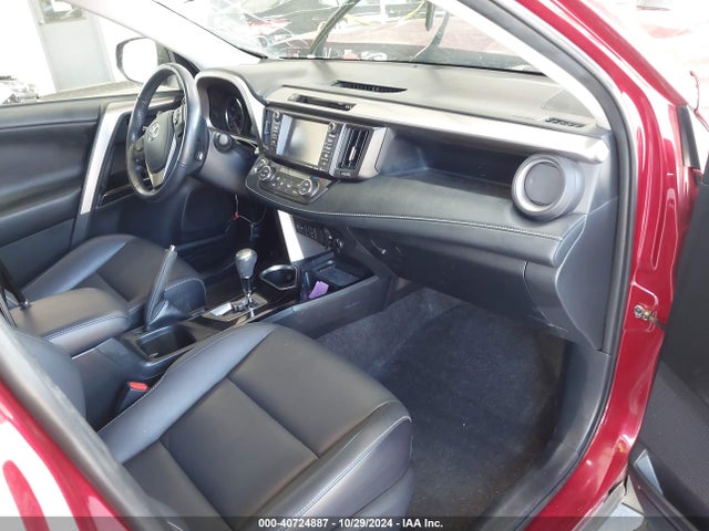 Toyota Rav4 Limited 2018 JTMDFREV7JD255408 Image 5