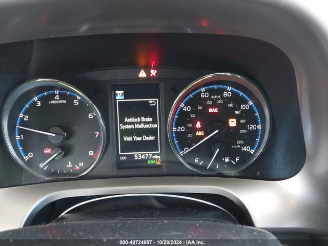 Toyota Rav4 Limited 2018 JTMDFREV7JD255408 Image 7