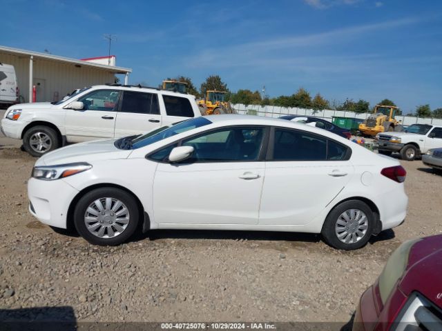 3KPFK4A73HE108588 KIA FORTE LX