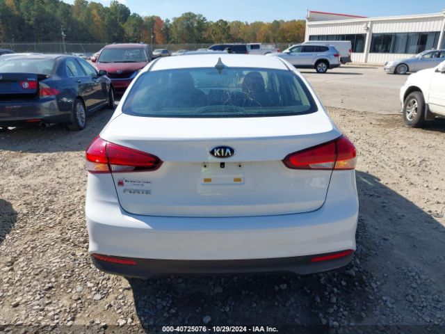 3KPFK4A73HE108588 KIA FORTE LX