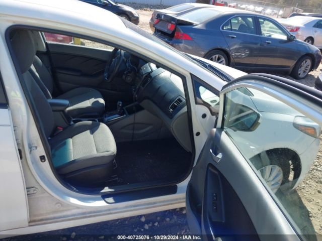 3KPFK4A73HE108588 KIA FORTE LX