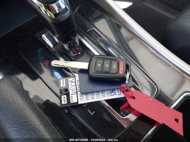 Honda ACCORD LX 2017 1HGCR2F32HA055041 Image 11