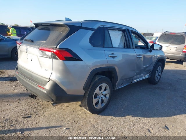Toyota RAV4 LE 2021 2T3H1RFV5MC106213 Image 4