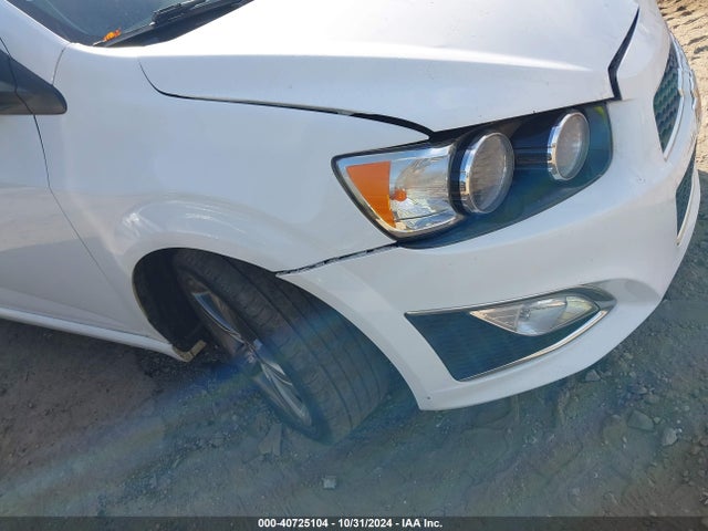 1G1JG5SBXE4230911 Chevrolet Sonic Rs Auto