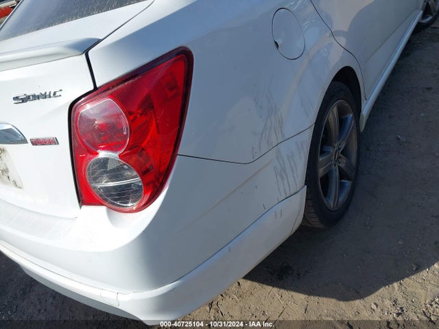 1G1JG5SBXE4230911 Chevrolet Sonic Rs Auto
