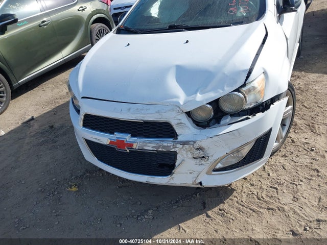 1G1JG5SBXE4230911 Chevrolet Sonic Rs Auto