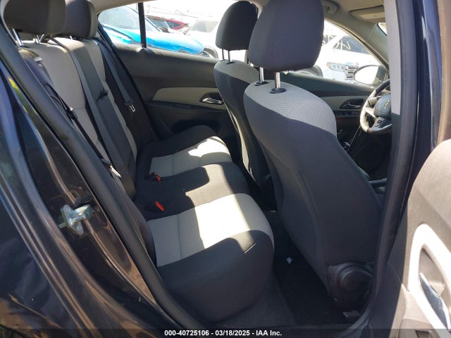 1G1PA5SG2E7329311 Chevrolet Cruze Ls Auto