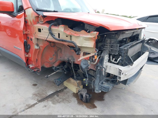 Jeep Renegade Latitude 4x4 2017 ZACCJBBB5HPE43237 Image 6
