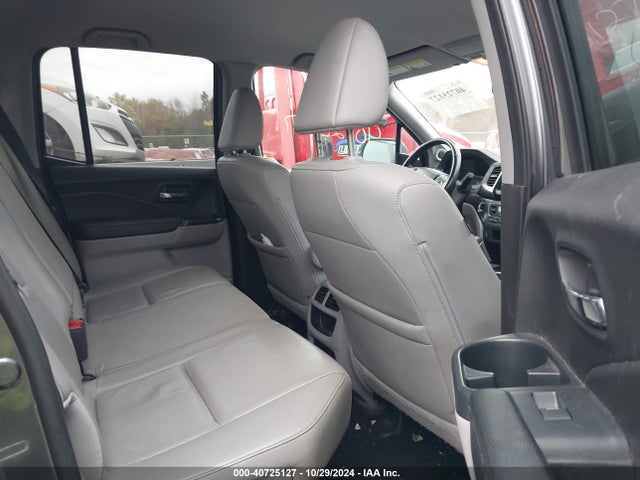 Honda Ridgeline Rtl-t 2017 5FPYK3F67HB008966 Image 8