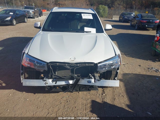 5UXWX9C52H0D97502 BMW X3 Xdrive28i