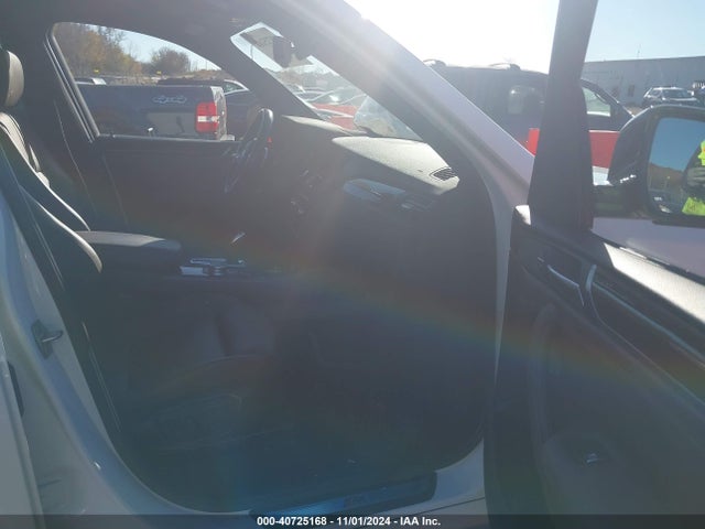 5UXWX9C52H0D97502 BMW X3 Xdrive28i