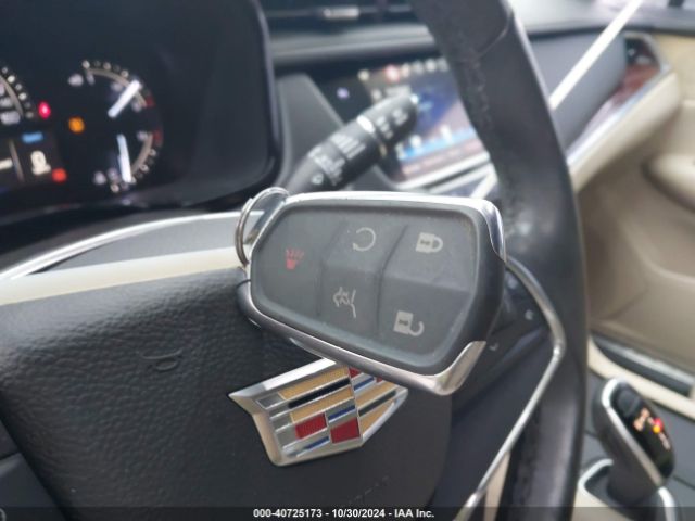 1GYKNBRS0HZ106900 Cadillac XT5 LUXURY
