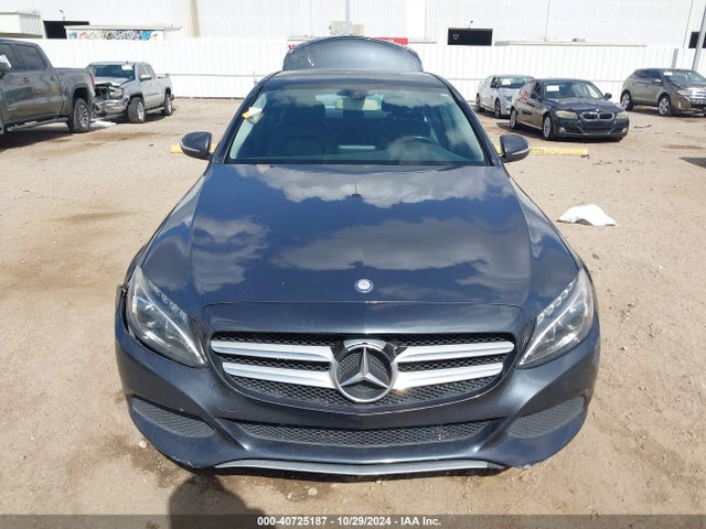 55SWF4KB4FU032389 Mercedes-Benz C 300 4matic/luxury 4matic/sport 4matic