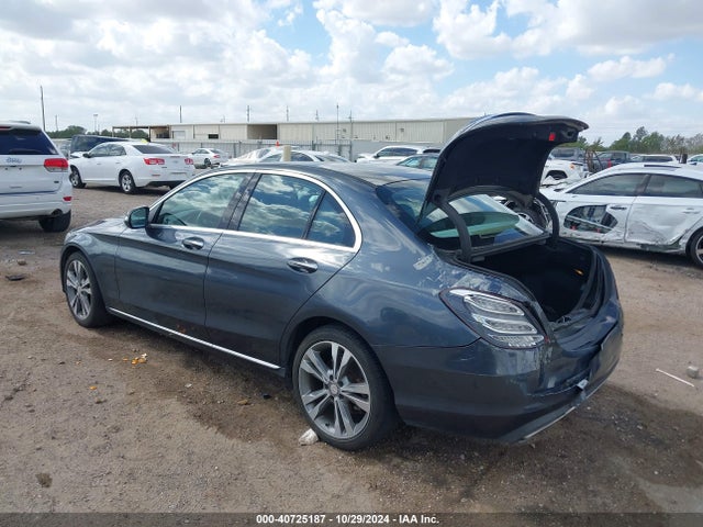 55SWF4KB4FU032389 Mercedes-Benz C 300 4matic/luxury 4matic/sport 4matic