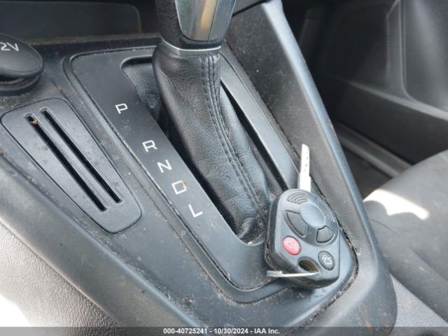 1FADP3E27JL313111 Ford FOCUS S