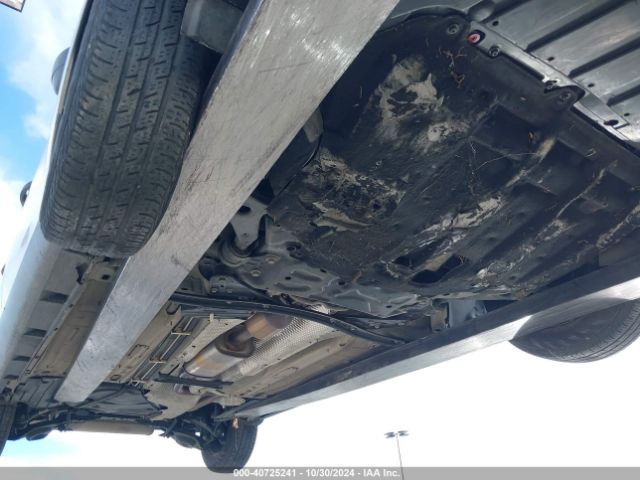 1FADP3E27JL313111 Ford FOCUS S