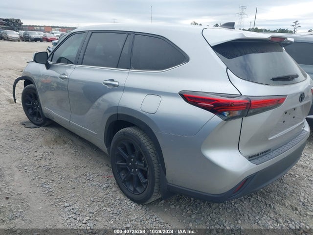 Toyota Highlander Le 2023 5TDKDRAH9PS023273 Image 3