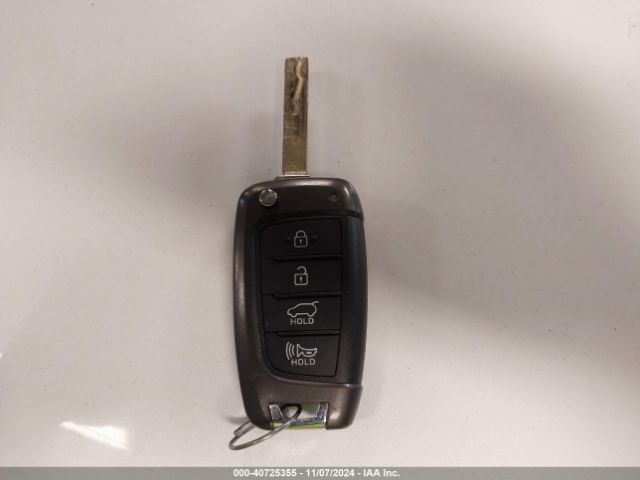 5NMS2CAD1KH039818 Hyundai Santa Fe Se