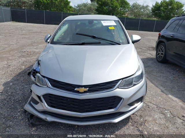 Chevrolet Cruze Ls Auto 2018 1G1BC5SM2J7127847 Image 12