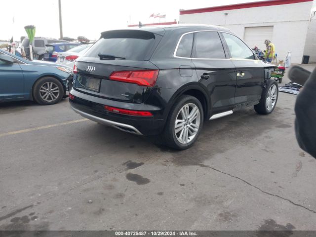 WA1BNAFY6K2068396 Audi Q5 45 Premium
