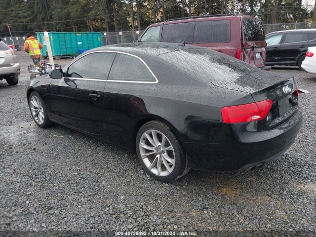 2013 AUDI A5 WAUCFAFR3DA046300 Photo 2