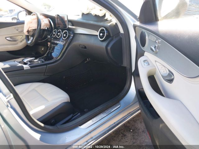 55SWF4JBXGU129986 Mercedes-Benz C 300 Luxury/sport