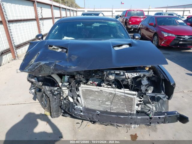 2C3CDZBT1FH758922 Dodge Challenger R/t Plus