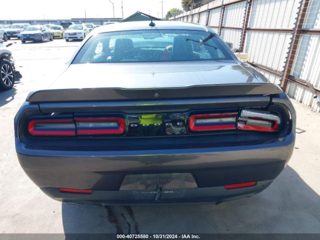 2C3CDZBT1FH758922 Dodge Challenger R/t Plus