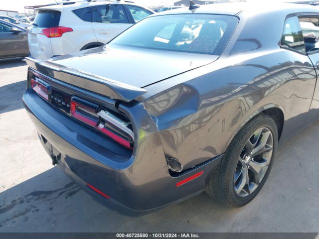 2C3CDZBT1FH758922 Dodge Challenger R/t Plus