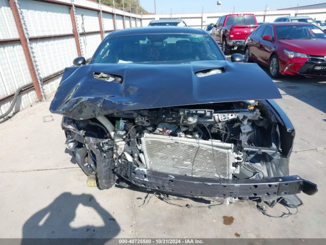 2C3CDZBT1FH758922 Dodge Challenger R/t Plus