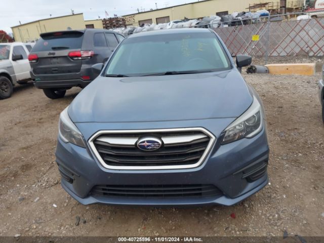 4S3BNAA65J3045874 Subaru Legacy 2.5i
