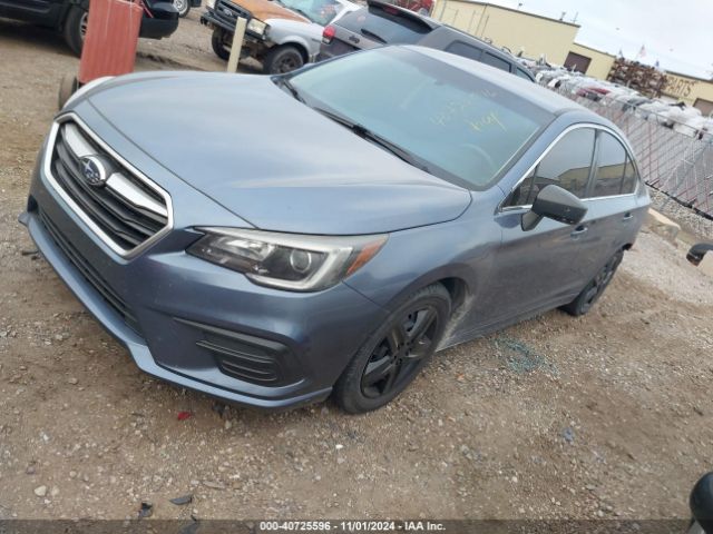 4S3BNAA65J3045874 Subaru Legacy 2.5i