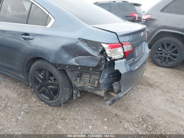 4S3BNAA65J3045874 Subaru Legacy 2.5i