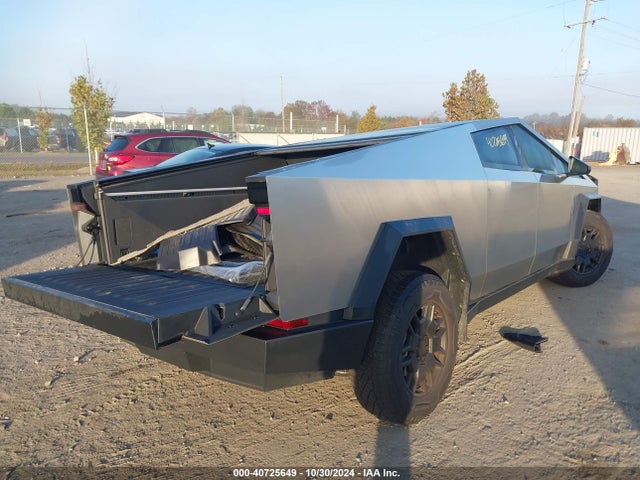 2024 TESLA CYBERTRUCK 7G2CEHEDXRA006647 Photo 3