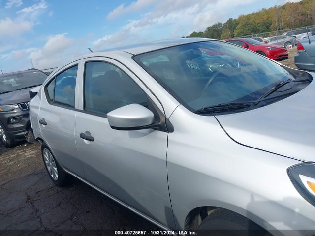 Nissan Versa 1.6 S 2016 3N1CN7AP2GL917959 Image 13