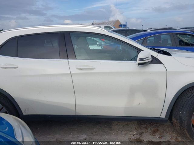 WDCTG4GB0FJ159704 Mercedes-Benz Gla 250 4matic