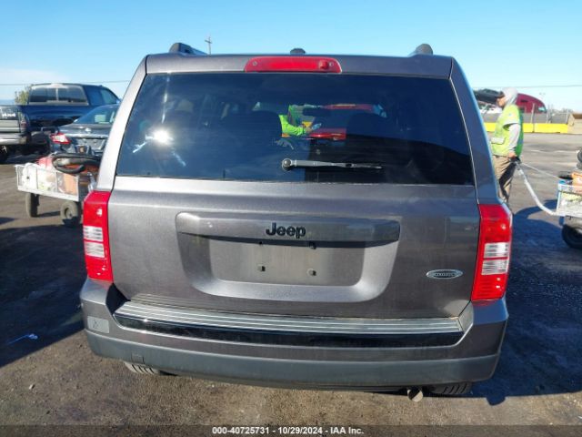 1C4NJPBA1FD372336 Jeep Patriot Altitude Edition