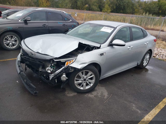 KIA Optima Lx 2018 5XXGT4L34JG185706 Image 2