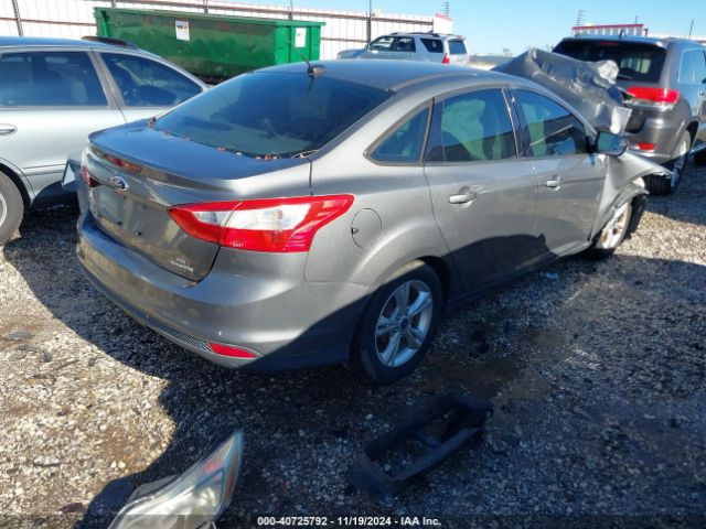 1FADP3F25EL121559 Ford FOCUS SE