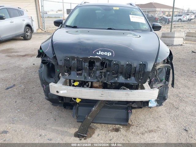 Jeep Cherokee Latitude 2016 1C4PJMCS3GW372147 Image 6