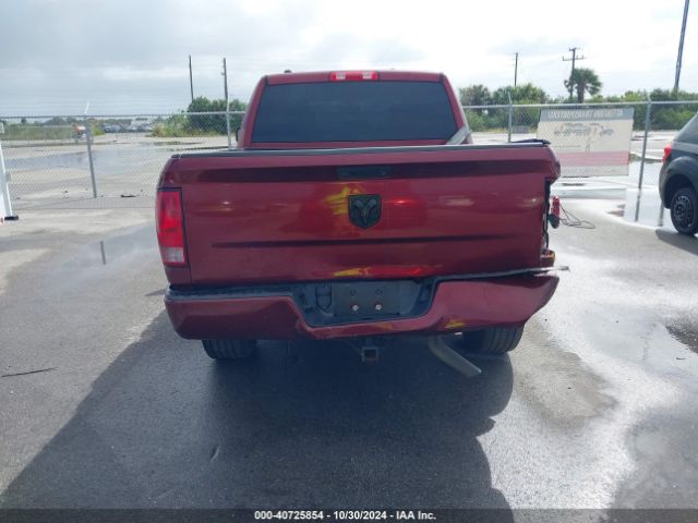 1C6RR6KG0JS285659 RAM 1500 Express  4x2 5'7 Box
