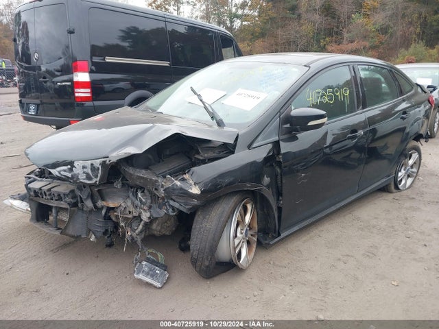 Ford FOCUS SE 2014 1FADP3F22EL240069 Image 2