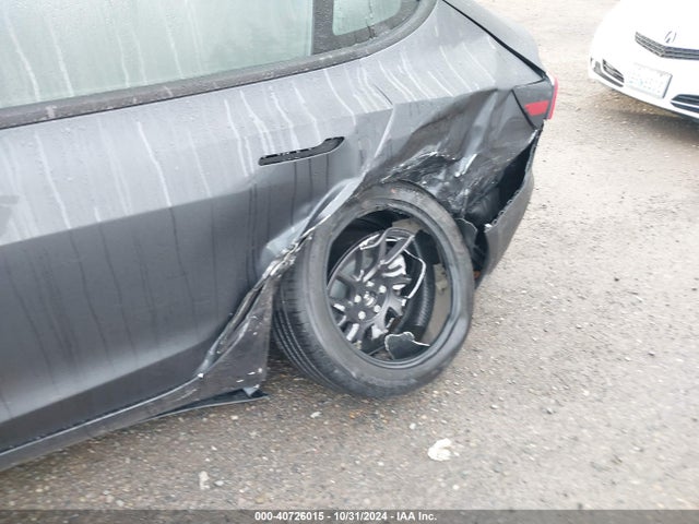 2024 TESLA MODEL 3 5YJ3E1EA8RF865982 Photo 5