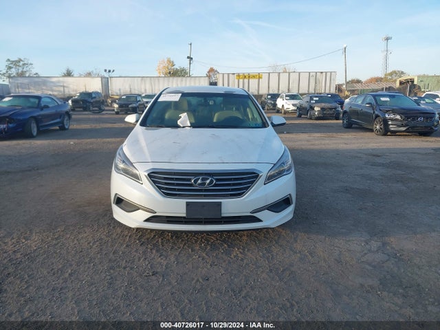 Hyundai SONATA SE 2016 5NPE24AF7GH358493 Image 12